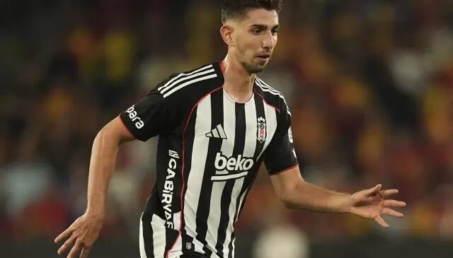 Demir Ege Tıknaz, Kayserispor maçı kadrosundan çıkartıldı