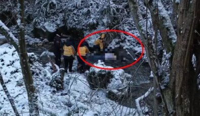 Deredeki otomobile 20 metre mesafede cesedi bulundu