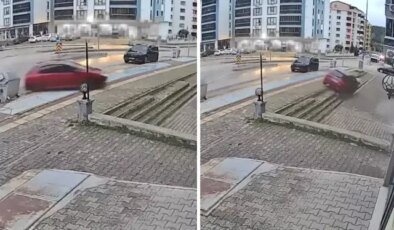 Direksiyon dersinde fren yerine gaza basınca olanlar oldu! İşte o anlar