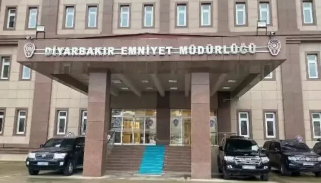 Diyarbakır’da İl Emniyet Müdürlüğü’ne EYP’li saldırı girişimi