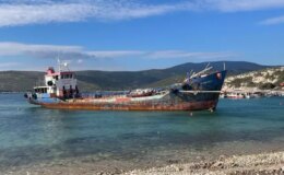 Dünyaca ünlü Demircili Sahili’nde asbestli gemi skandalı