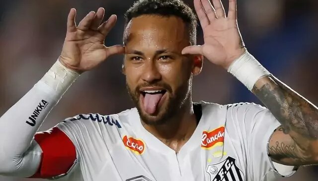 Dünyaca ünlü gazateci duyurdu! Neymar imzayı atıyor