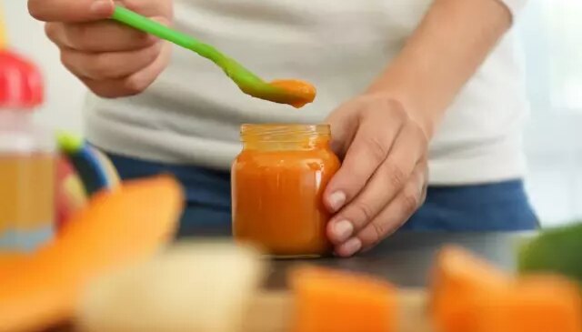 Tehlike büyük! Dünyaca ünlü marka bebek mamalarını geri çağırıyor