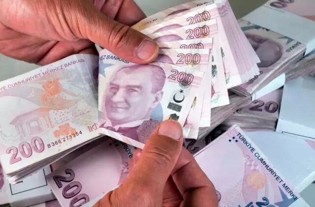 En düşük emekli aylığı 20 bin TL oldu