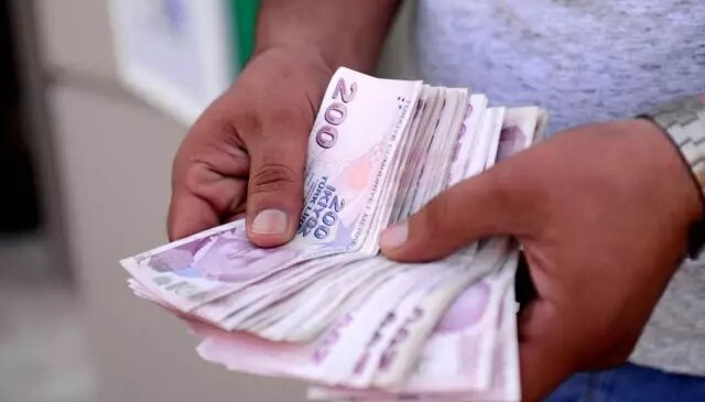 En düşük emekli maaşı için hükümetten peş peşe heyecanlandıran açıklamalar