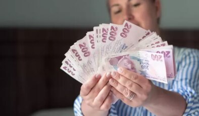 En düşük emekli maaşında büyük sürpriz! Hükümetin masasında hiç dillendirilmeyen rakam var