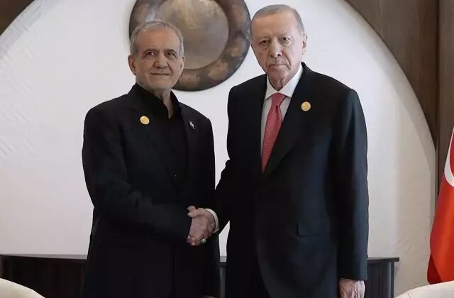 Erdoğan, Pezeşkiyan ile görüştü: Türkiye, İran ile ABD arasında rol üstlenmeye hazır