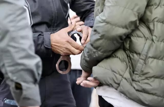 Eşcinsel sohbet siteleriyle tuzağa çeken şantaj çetesi çökertildi