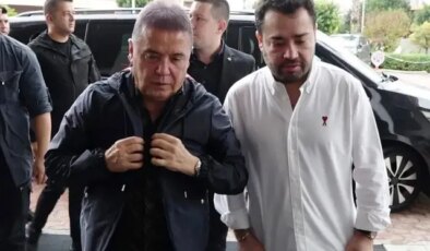 Eşinden Gökhan Böcek’e “Yüzde 10 ile geçinen ezik” tepkisi