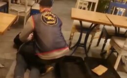 Eyüpsultan’da restorana operasyon; valizde değeri 7,5 milyon lira olan 50 silah bulundu