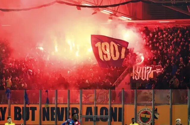 Fenerbahçe ayrılığı açıkladı: Başarılı bir sezon dileriz