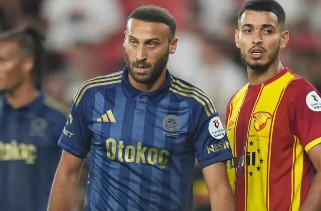 Fenerbahçe’de Cenk Tosun ile yollar ayrıldı