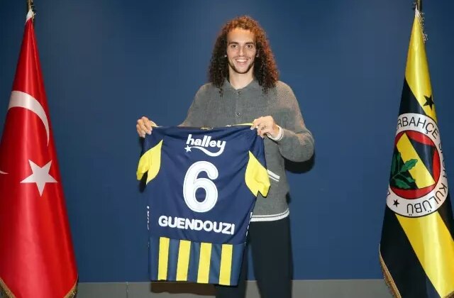 Fenerbahçe, Matteo Guendouzi ile 4.5 yıllık sözleşme imzaladı