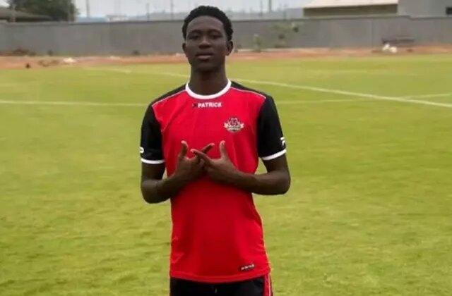 Fenerbahçe’nin antrenmana çıkardığı Yann Jude Göztepe’ye gitti