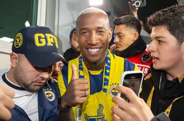 Fenerbahçe’ye Talisca’dan yılın ilk müjdesi: Anında kabul etti