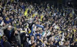Fenerbahçeli yıldız ayrılığı kafasına koydu! Menajeri kulüp bakıyor