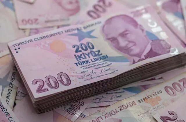 Fitch, bazı Türk bankalarının kredi notu görünümlerini yükseltti