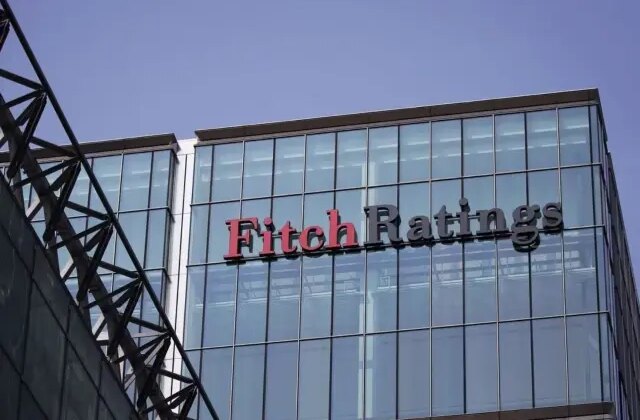 Fitch Ratings, Türkiye’nin kredi görünümünü yükseltti