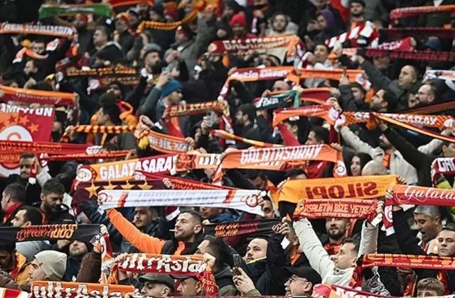 Galatasaray’da istenmeyen adam ilan edilen futbolcuya bir şok daha