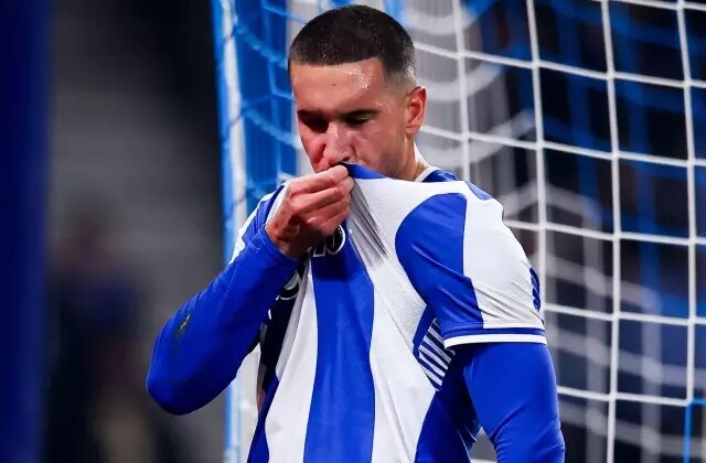 Görüşmeler başlıyor! Galatasaray’a Türk golcü