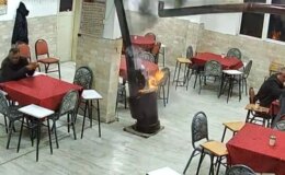 Güzel kokması için sobaya dökülen kolonya ortalığı savaş alanına çevirdi