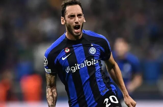 Hakan Çalhanoğlu imzayı atıyor! Görüşmeler başladı