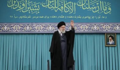 Hamaney ilk kez kabul etti: Protestolarda binlerce kişi hayatını kaybetti