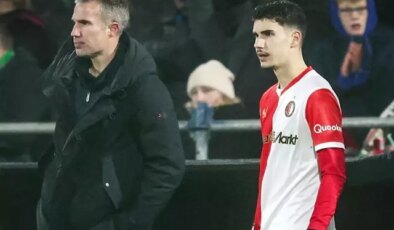 Hayırlı evlat! Van Persie, 3-1 gerideyken oğlunu oyuna aldı, 2 dakikada olanlar oldu