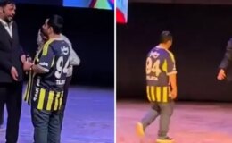 Hayrettin’e büyük şok: Kadıköy Boğası, mikrofonu fırlatıp salonu terk etti