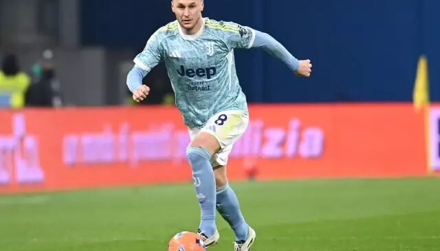 Hollandalı orta saha Galatasaray’ın teklifini reddetti