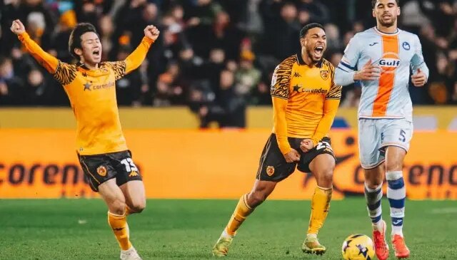 Hull City’nin peri masalı devam ediyor
