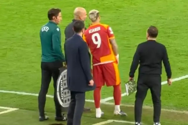 icardi den galatasaray taraftarini cildirtan 19518304 2680 o