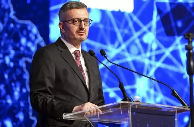 İletişim Başkanı Duran’dan bayrağımıza yapılan saldırıya sert tepki