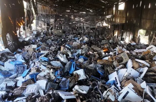 İlkokulda sınıfta yangın çıktı, eğitime 2 gün ara verildi