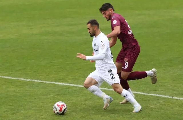 İnanılmaz son! 90+6’da öne geçen Manisa FK üstünlüğünü koruyamadı