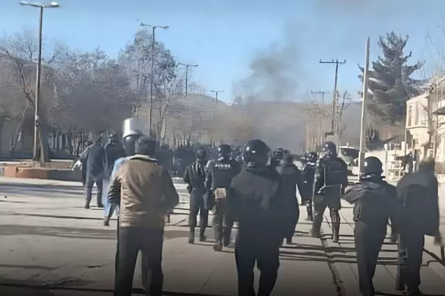 iran da ekonomik isyan buyuyor can kaybi 20 ye 19426118 4872 o