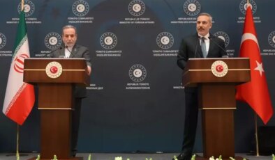 İran Dışişleri Bakanı Arakçi: ABD ile müzakereye hazırız