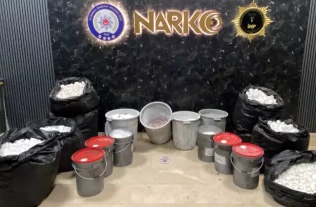 İstanbul’da 591 bin 250 adet sentetik ecza hapı ele geçirildi