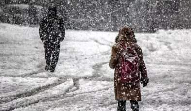 İstanbul’da eğitime kar arası