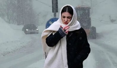 İstanbul’da hayatı felç eden kar yağışı ne kadar sürecek? Merak edilen soru yanıt buldu