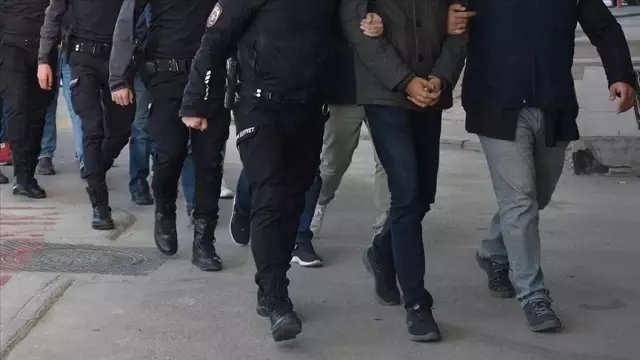 İstanbul merkezli 8 ilde yasadışı bahis operasyonu: 37 gözaltı