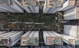 İstanbul’un gökdelen mezarlıkları Esenyurt’ta havadan görüntülendi