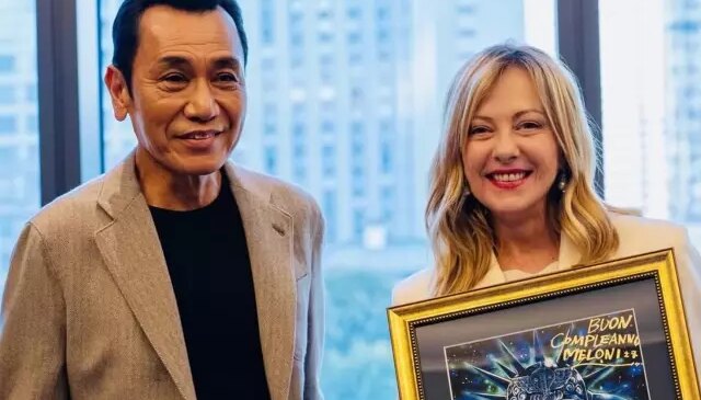 İtalya Başbakanı Meloni’ye  manga sanatçısı Hara’dan sıra dışı hediye