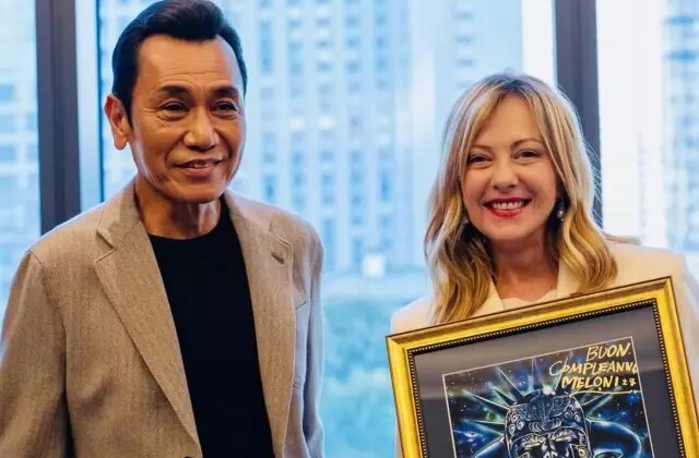 İtalya Başbakanı Meloni’ye  manga sanatçısı Hara’dan sıra dışı hediye