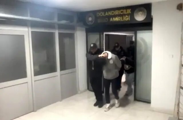 İzmir’de 15 milyonluk ‘sahte uzlaştırmacı’ vurgunu: 15 tutuklama