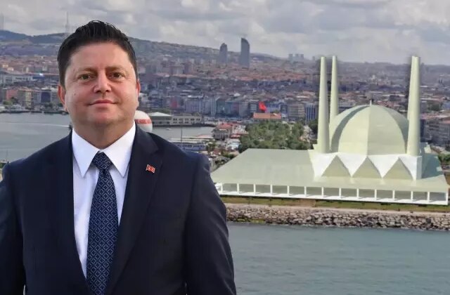 Kadıköy Belediye Başkanı Mesut Kösedağı, sahile yapılacak cami projeye karşı çıktı