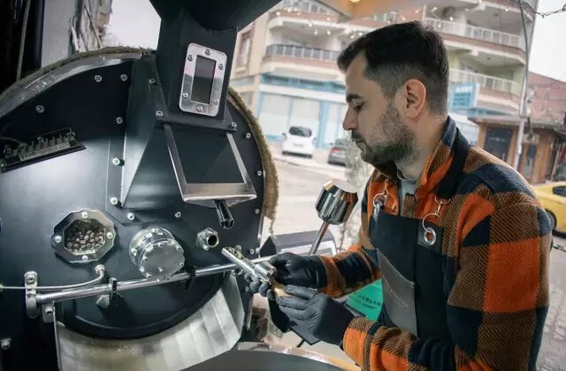 Kahve yapma eğitimi alan genç girişimci 8 ülkeye ürün gönderiyor