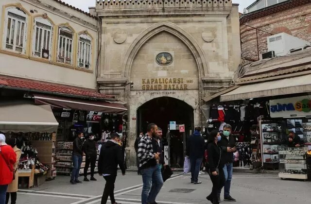 Kapalıçarşı’ya yeni operasyon! 68 kişi gözaltında, 340 milyon TL’ye el konuldu