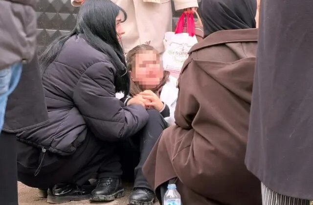 Karne töreninden dönen Erva, annesiyle geçirdiği kaza sonrası gözyaşlarına boğuldu