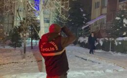 Karnesinde 3 zayıfı olan lise 1 öğrencisi, yaşamına son verdi